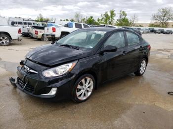  Salvage Hyundai ACCENT