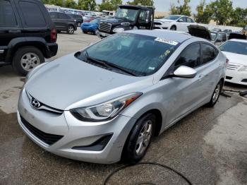  Salvage Hyundai ELANTRA