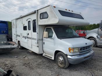  Salvage Thor Motor Home