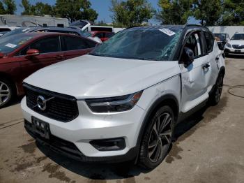  Salvage Volvo XC40