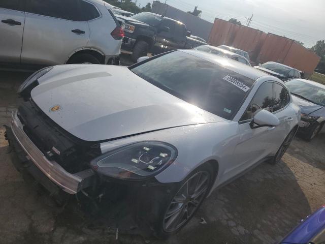  Salvage Porsche Panamera