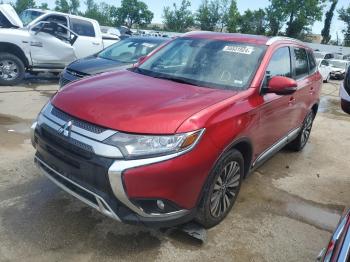  Salvage Mitsubishi Outlander