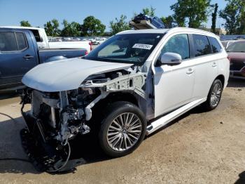  Salvage Mitsubishi Outlander