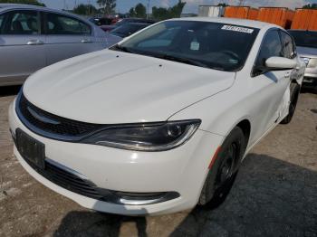  Salvage Chrysler 200