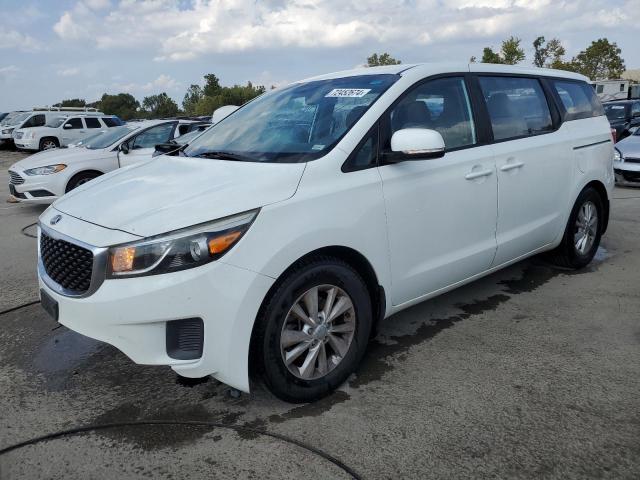  Salvage Kia Sedona