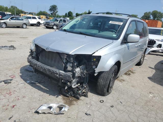  Salvage Chrysler Minivan