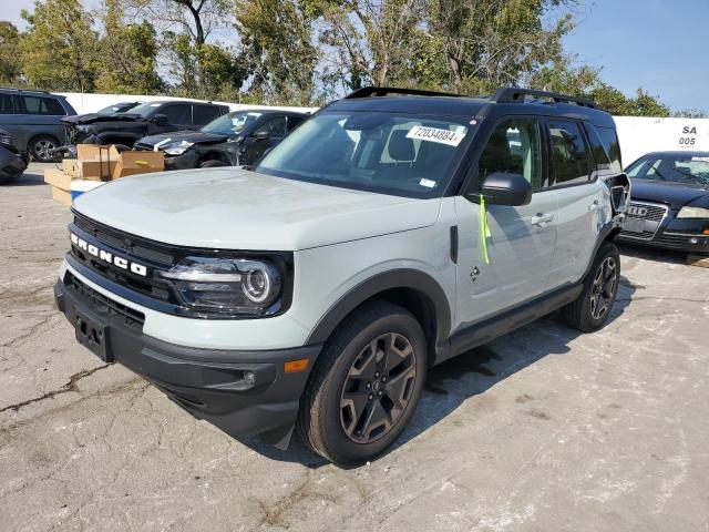  Salvage Ford Bronco