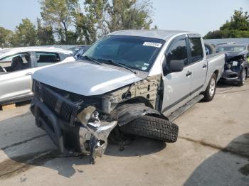  Salvage Nissan Titan