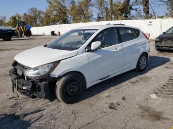  Salvage Hyundai ACCENT