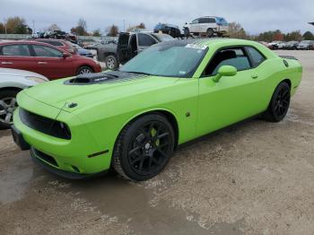  Salvage Dodge Challenger