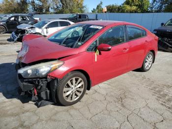  Salvage Kia Forte