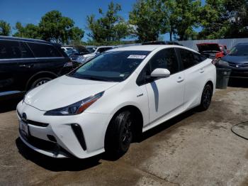  Salvage Toyota Prius