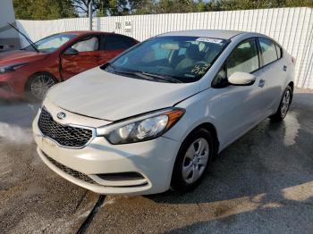  Salvage Kia Forte