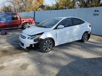  Salvage Hyundai ACCENT