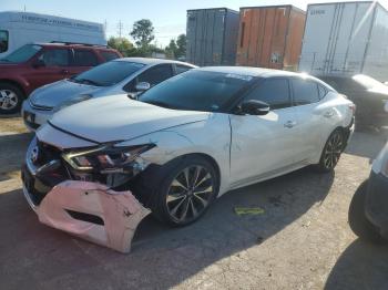  Salvage Nissan Maxima