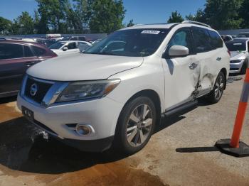  Salvage Nissan Pathfinder