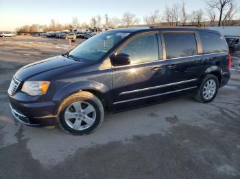  Salvage Chrysler Minivan