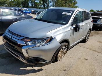  Salvage Mitsubishi Outlander