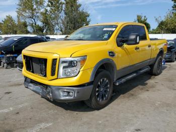  Salvage Nissan Titan