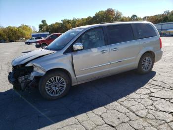  Salvage Chrysler Minivan