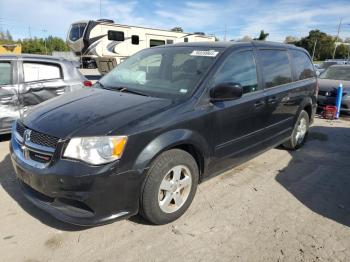  Salvage Dodge Caravan