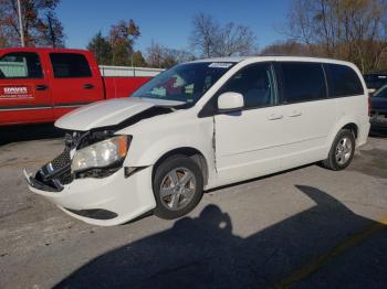  Salvage Dodge Caravan