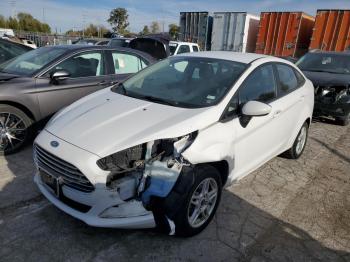  Salvage Ford Fiesta