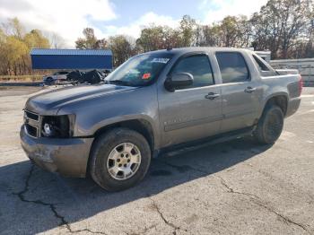  Salvage Chevrolet Avalanche