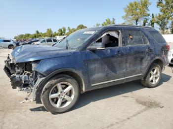  Salvage Ford Explorer