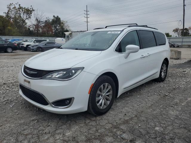  Salvage Chrysler Pacifica