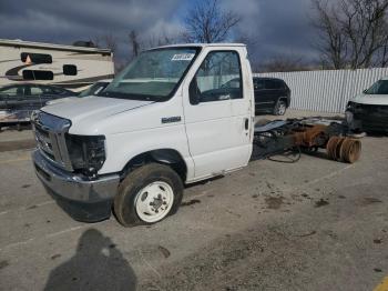  Salvage Ford Econoline