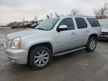  Salvage GMC Yukon