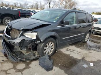  Salvage Chrysler Minivan