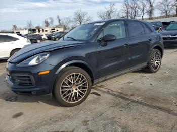  Salvage Porsche Cayenne