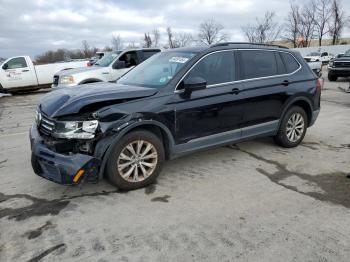  Salvage Volkswagen Tiguan