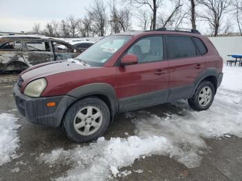  Salvage Hyundai TUCSON