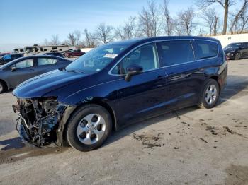  Salvage Chrysler Pacifica