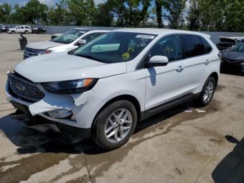  Salvage Ford Edge