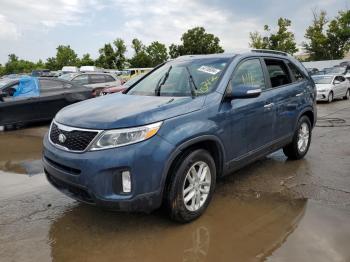  Salvage Kia Sorento