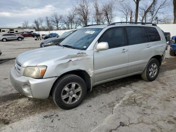  Salvage Toyota Highlander