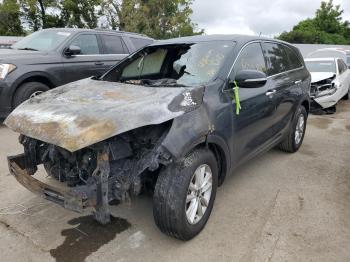  Salvage Kia Sorento