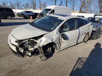  Salvage Toyota Prius