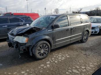  Salvage Chrysler Minivan