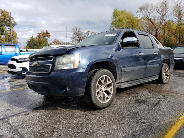  Salvage Chevrolet Avalanche