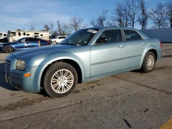  Salvage Chrysler 300