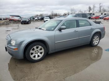  Salvage Chrysler 300