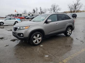  Salvage Kia Sorento