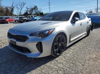  Salvage Kia Stinger