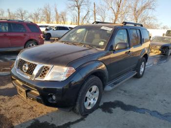  Salvage Nissan Pathfinder