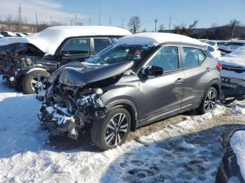  Salvage Nissan Kicks